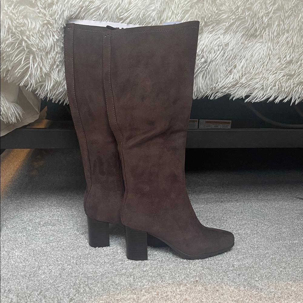 NWT AEROSOLES Java Knee-High Boots